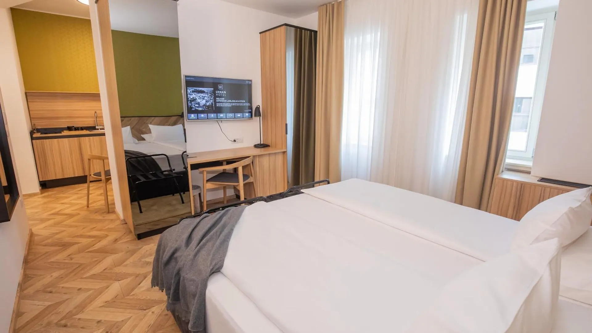 Urban Boutique Hotel Center Любляна
