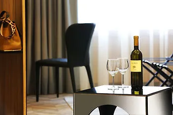 Urban Boutique Hotel Center Любляна