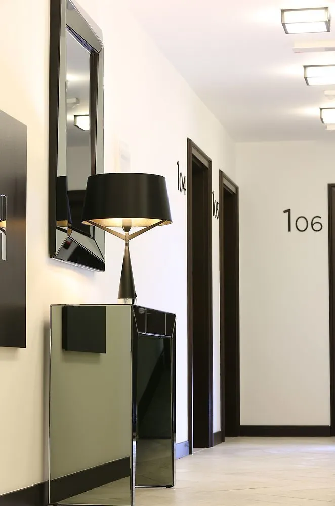 Urban Boutique Hotel Center Любляна